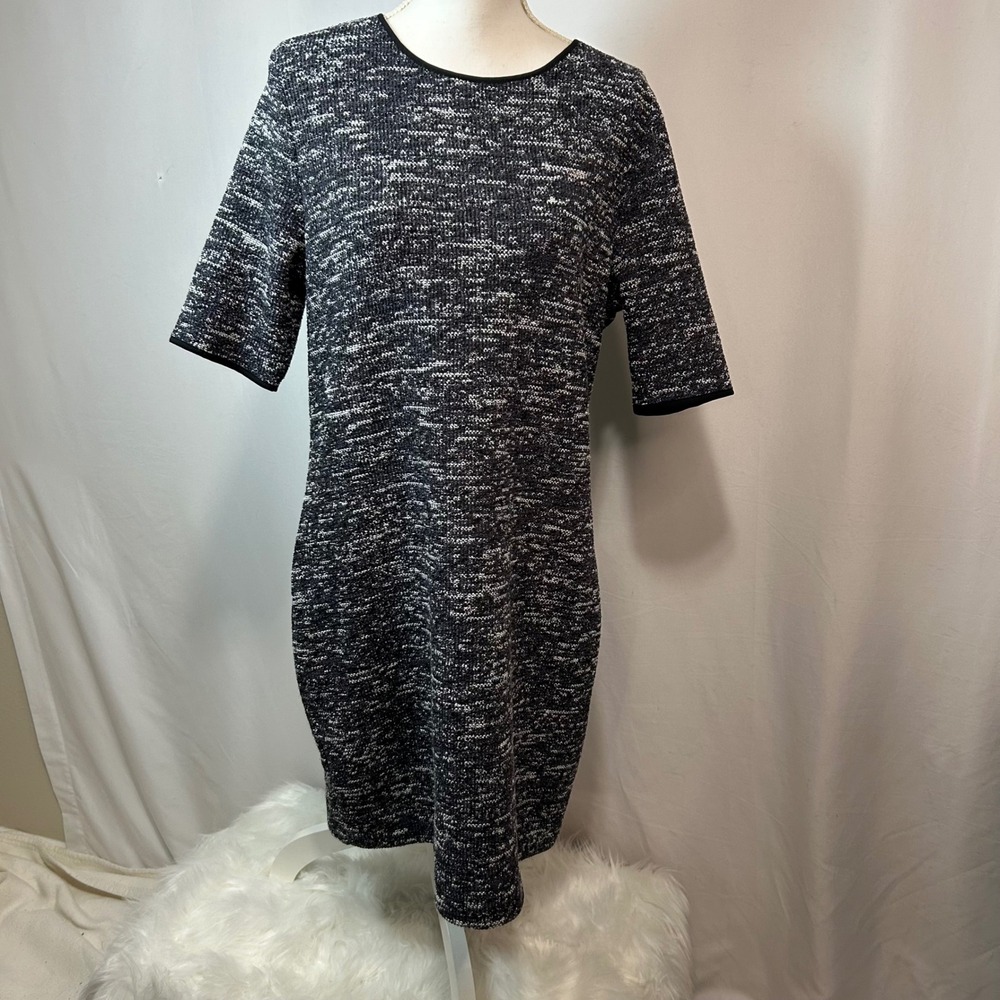 Ann Taylor Women's Black and‎ White Knit Dress Sleeveless Career Size 14